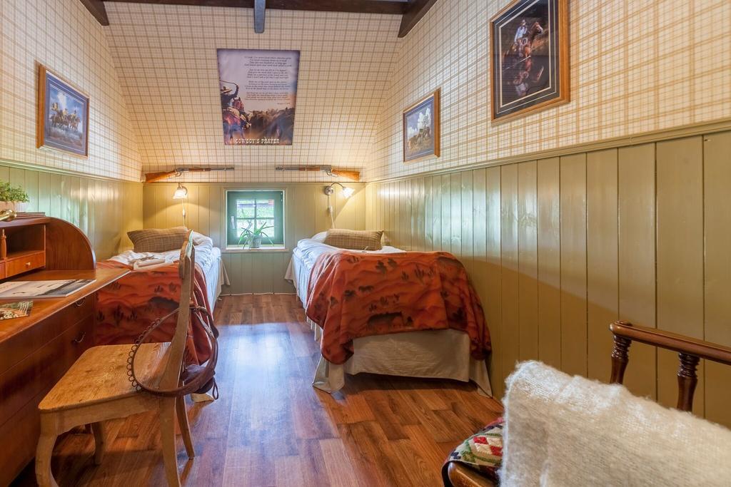 J A Ranch Bed & Breakfast Stromsnasbruk ภายนอก รูปภาพ