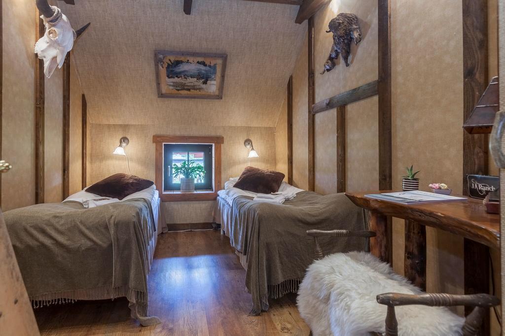 J A Ranch Bed & Breakfast Stromsnasbruk ภายนอก รูปภาพ